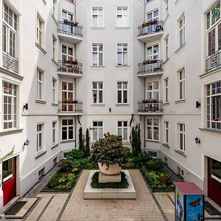 Wolczanska Superior By Bookinghost Apartment Lodz